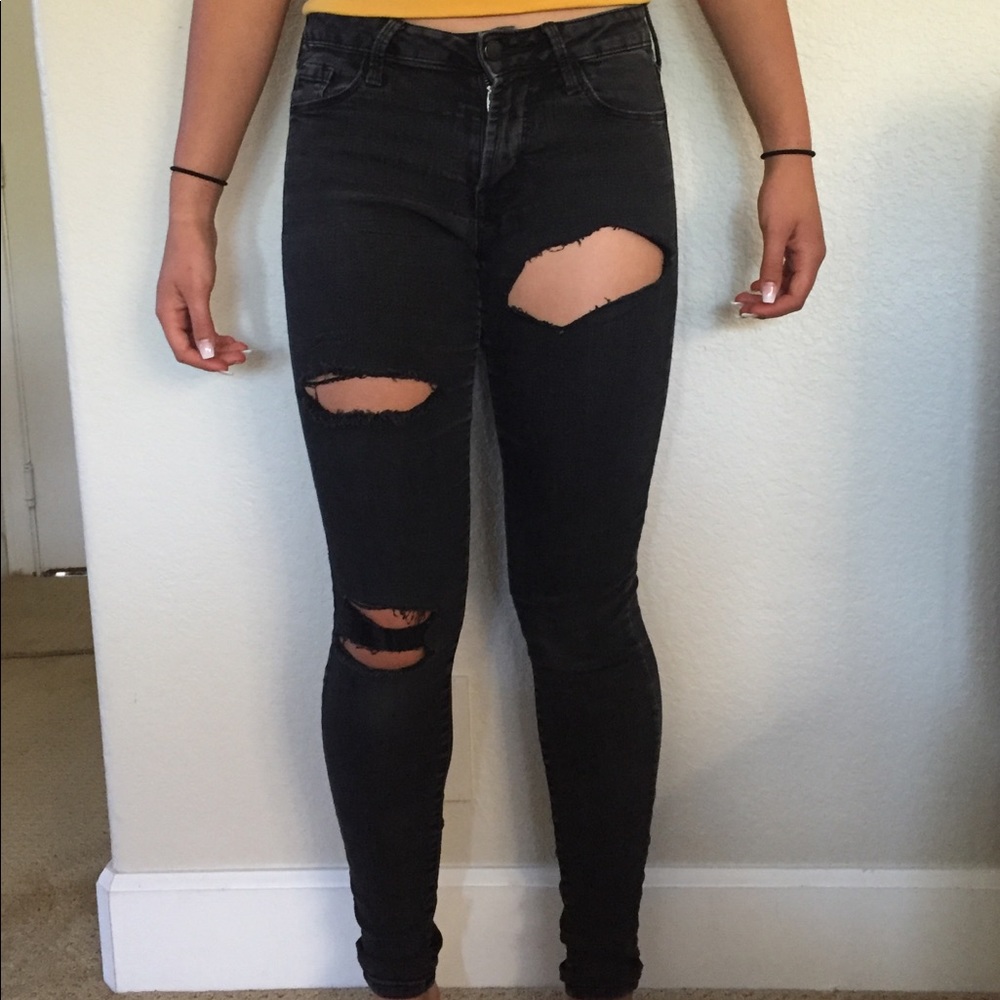 Ripped black jeans